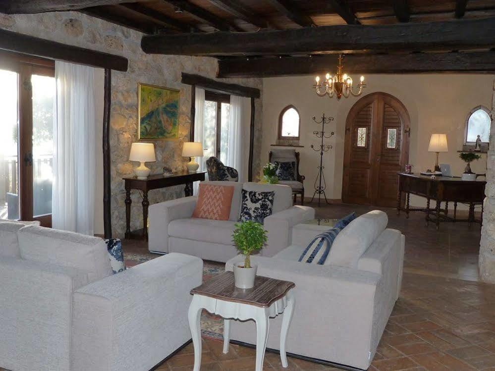 Casale San Pietro Bed and Breakfast Anagni Εξωτερικό φωτογραφία